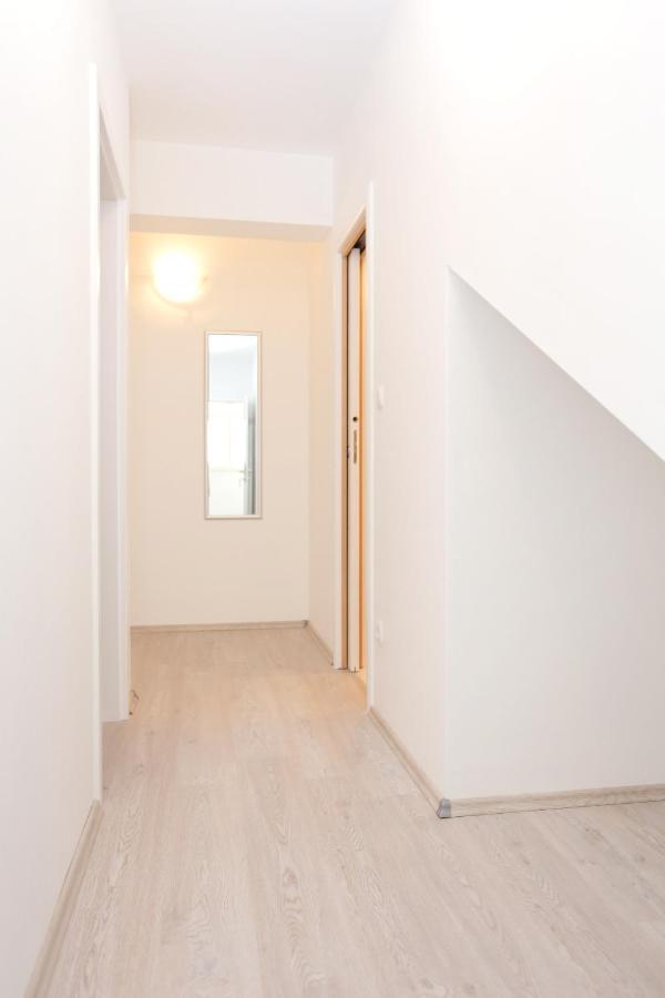 Apartments With A Parking Space Omis - 10362 Apartment *